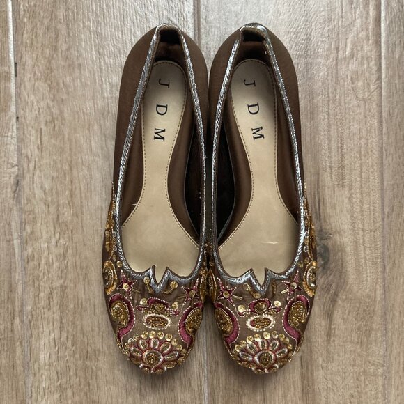 Embroidered Kitten Heels (NWOT) - Picture 2 of 5